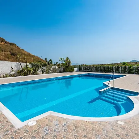 Lisl's Garden Holiday home Antimachia